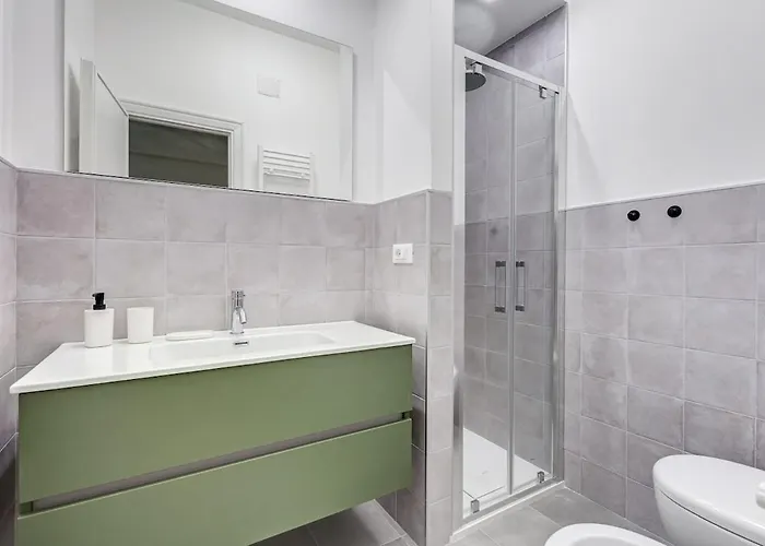 Apartment Bdc - Marble 3bdr At Vatican