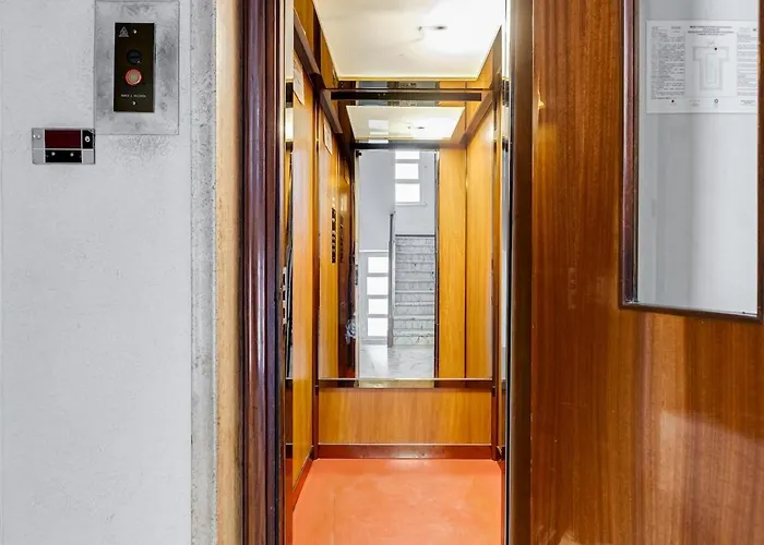 Bdc - Marble 3bdr At Vatican Apartment Rom