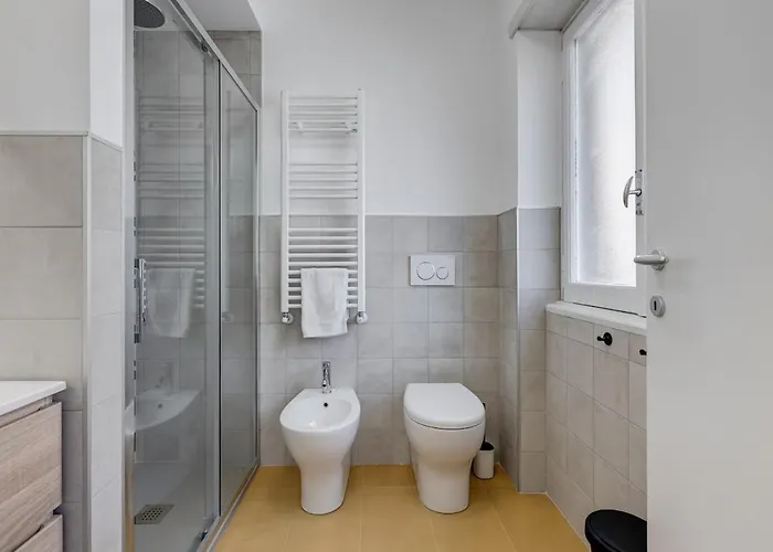 Bdc - Marble 3bdr At Vatican Apartment *
