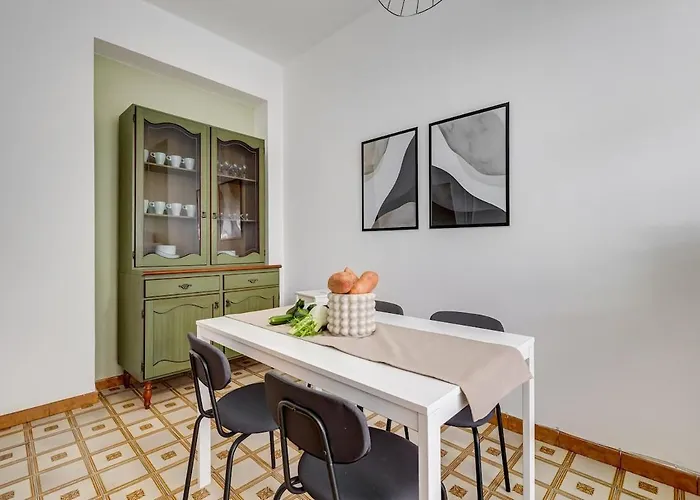 Apartment Bdc - Marble 3bdr At Vatican