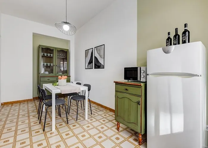 Bdc - Marble 3bdr At Vatican Apartment Rom